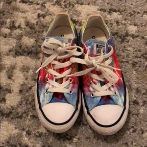Girls Size 1 Tie-Dye Converse